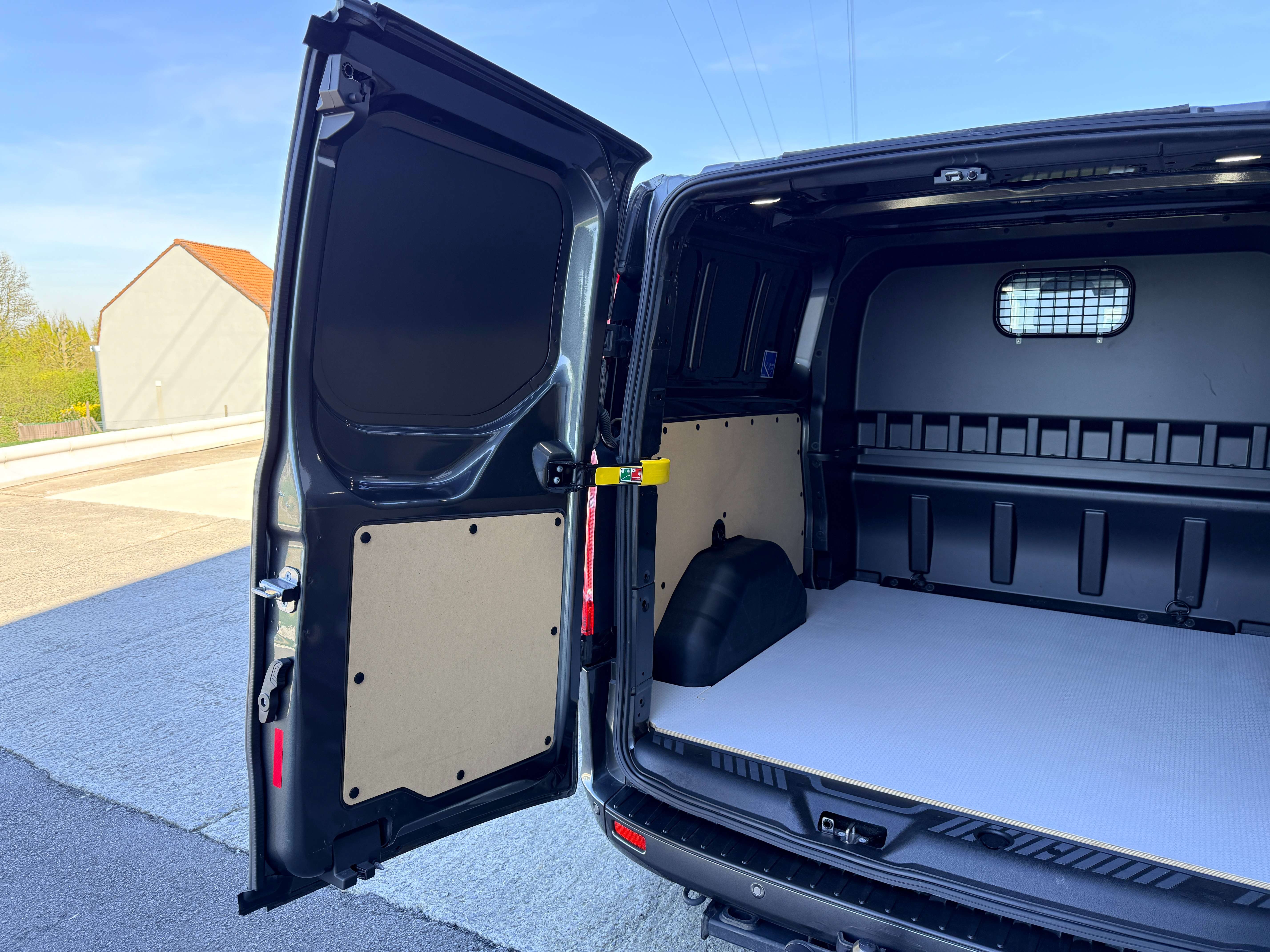 Ford Transit Custom 2.0 TDCi 170pk L2H1 Limited Multi use *5 zitplaatsen / Dubbele cabine / Topstaat* Garage Planckaert