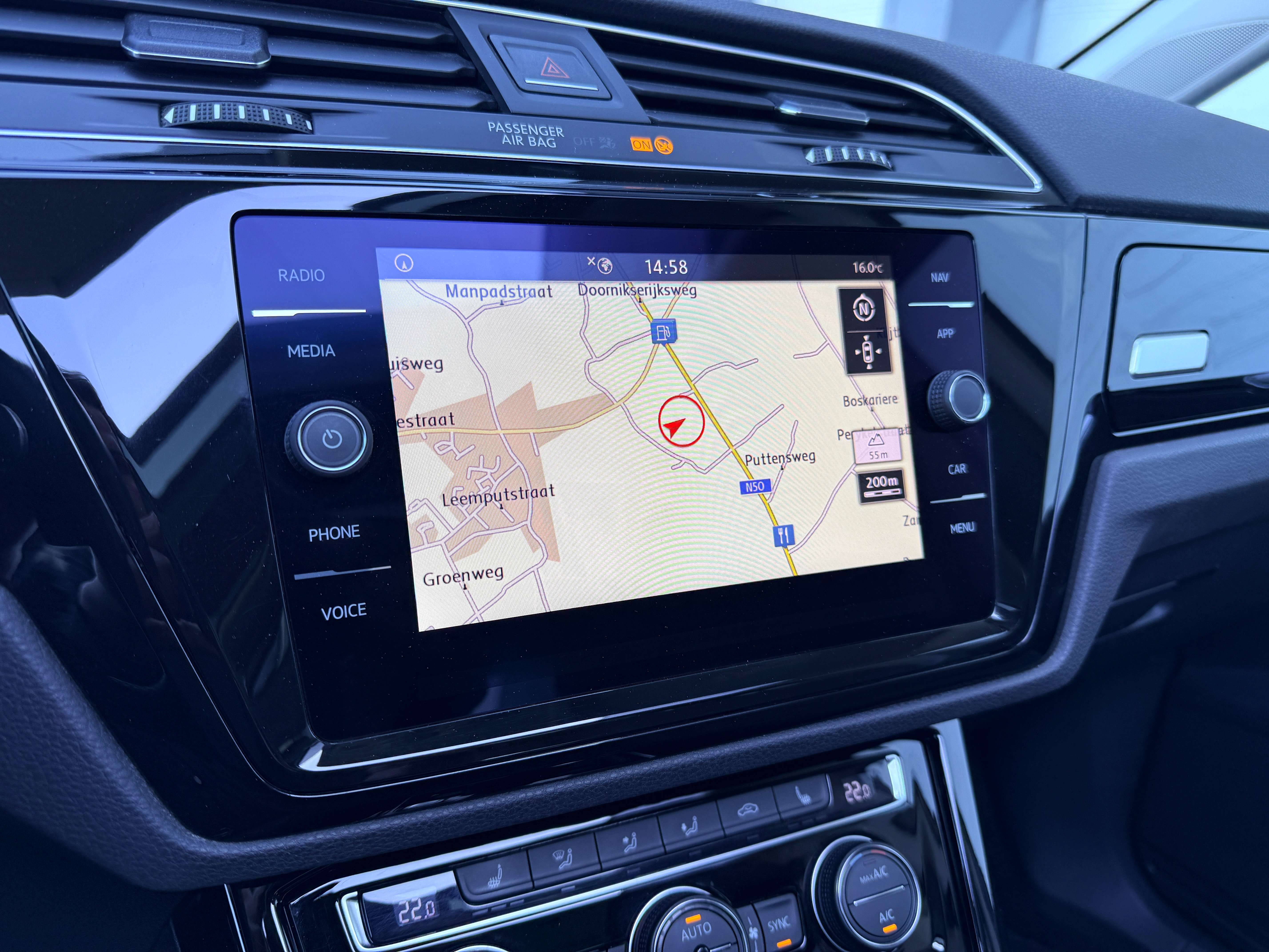 Volkswagen Touran 1.5 TSI Highline DSG 150pk *Automaat/Carplay/PDC/Panoramisch dak* Garage Planckaert