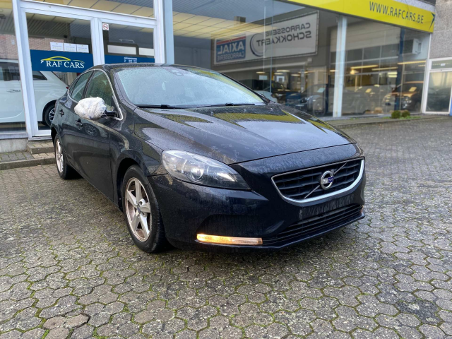 Raf Cars - Volvo V40