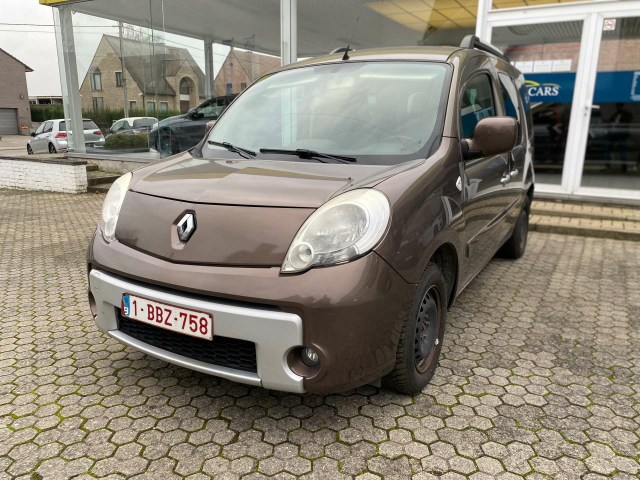Raf Cars - Renault Kangoo