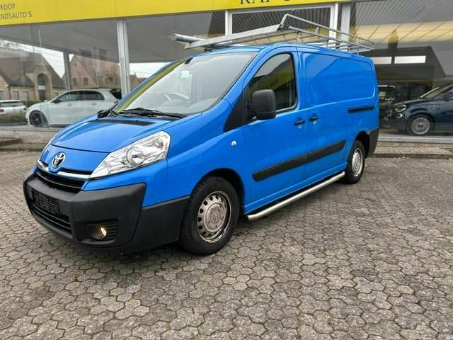 Raf Cars - Toyota Proace