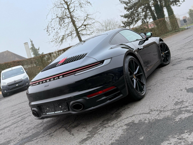 Autohandel Moreno - Porsche 992