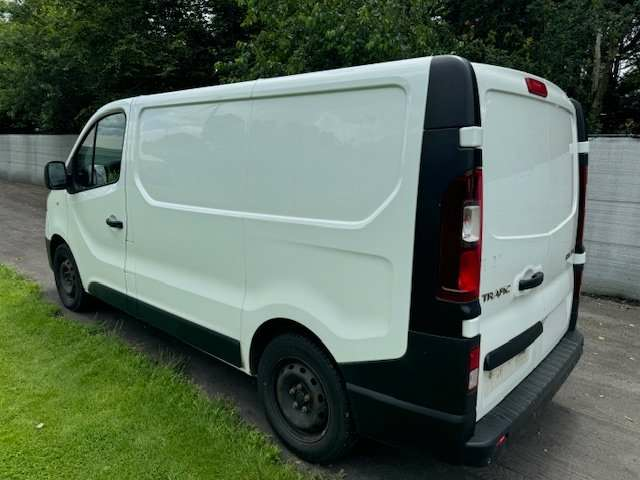 Number One Cars - Renault Trafic