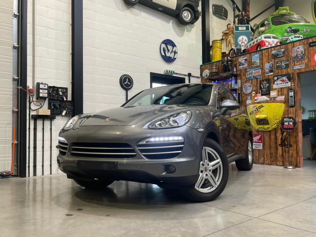 Autohandel Robby - Porsche CAYENNE