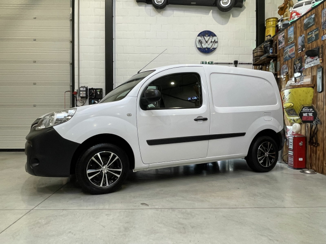 Autohandel Robby - Renault KANGOO