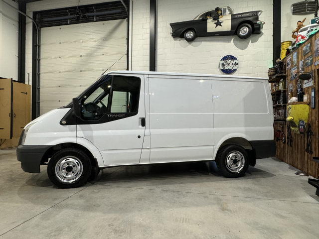 Autohandel Robby - Ford TRANSIT