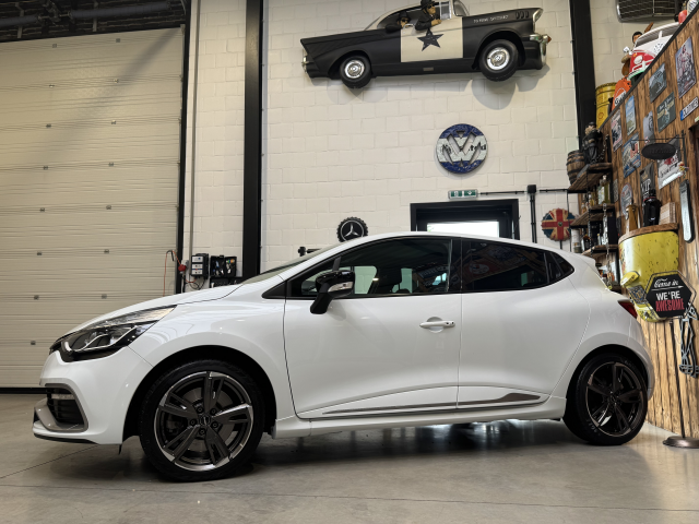 Autohandel Robby - Renault 