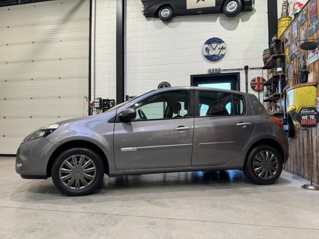 Autohandel Robby - Renault Clio
