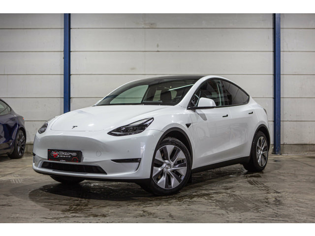 L-Cars - Tesla Model Y