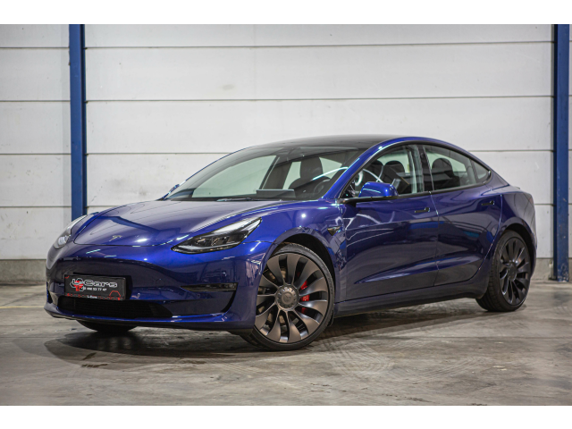 L-Cars - Tesla Model 3