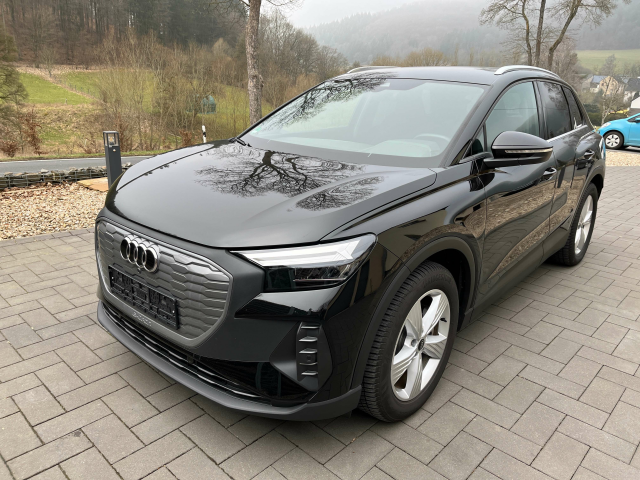 L-Cars - Audi Q4 e-tron