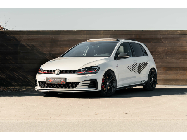 L-Cars - Volkswagen Golf GTI