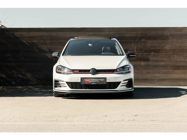 L-Cars - Volkswagen Golf GTI