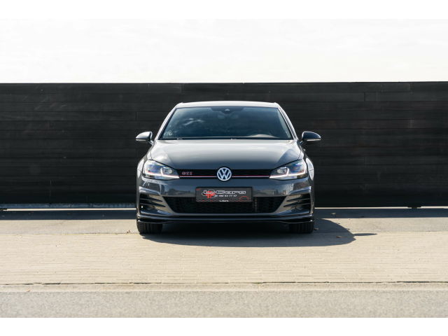 L-Cars - Volkswagen Golf GTI