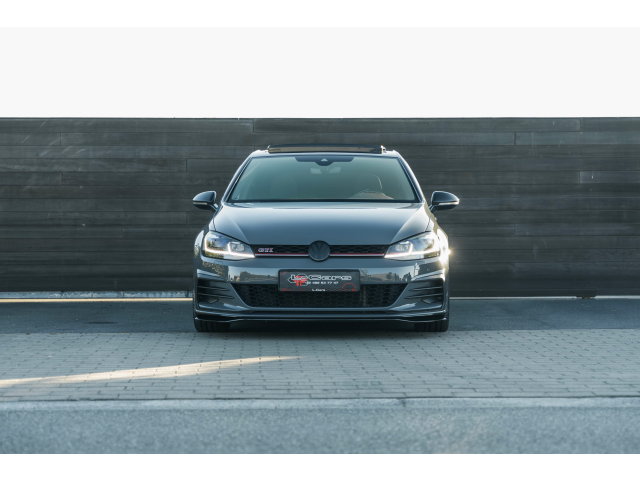 L-Cars - Volkswagen Golf GTI
