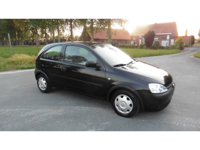 Autobedrijf Vynckier - Opel CORSA