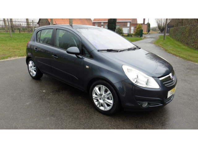 Autobedrijf Vynckier - Opel CORSA