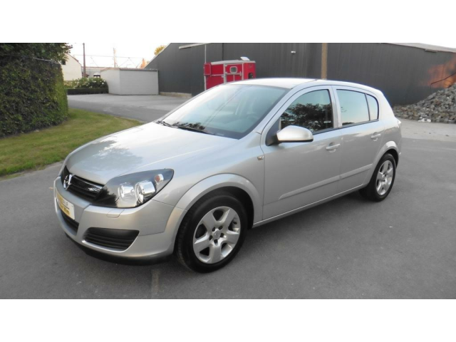 Autobedrijf Vynckier - Opel ASTRA