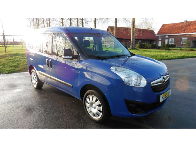 Autobedrijf Vynckier - Opel COMBO TOUR