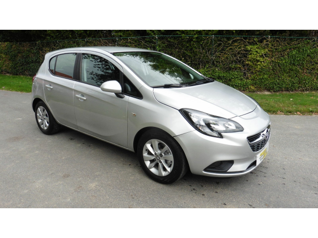 Autobedrijf Vynckier - Opel Corsa