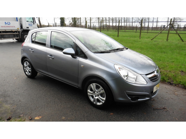 Autobedrijf Vynckier - Opel Corsa