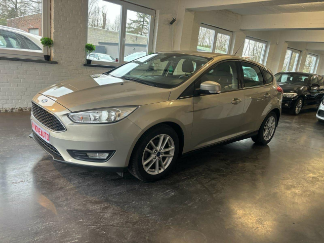 Ninove auto - Ford Focus