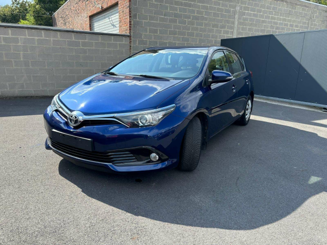 Ninove auto - Toyota Auris