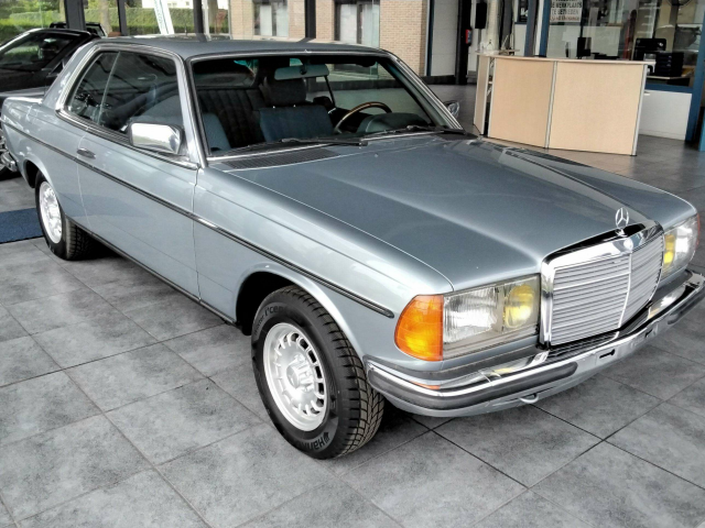 Garage Meirhaeghe - Mercedes-Benz 230