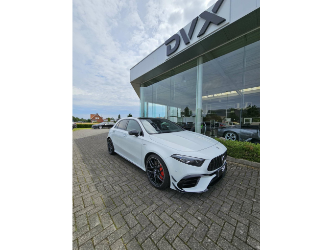 DVX Cars - Mercedes-Benz A 45 AMG