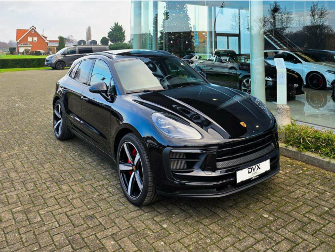 DVX Cars - Porsche Macan