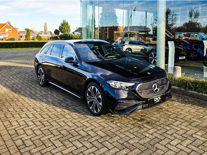 DVX Cars - Mercedes-Benz E 200