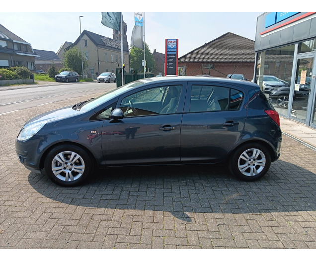 Opel Corsa D Enjoy 5drs metro bj. 01/2010 99629 km Garage Van Wassenhove