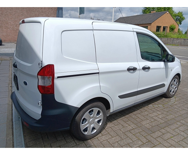 Ford Onbekend Transit Courier 2 pl. lichte vracht 4894 km ! 2023 Garage Van Wassenhove