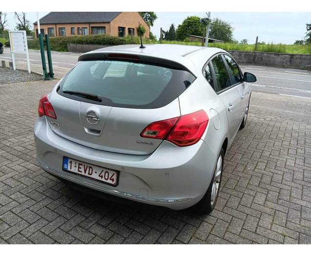 Opel Astra 1.4 Turbo Enjoy Active bj 2013 88256 km Garage Van Wassenhove