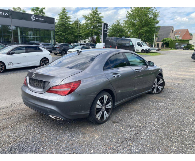 Mercedes-Benz CLA 180 BE Edition Garage Van Wassenhove