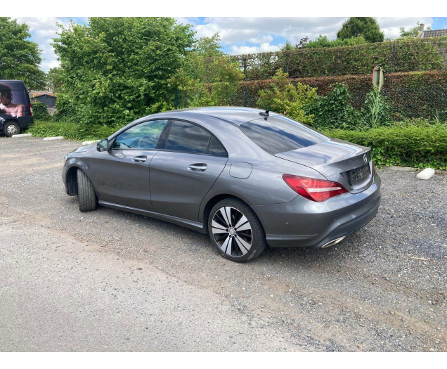 Mercedes-Benz CLA 180 BE Edition Garage Van Wassenhove