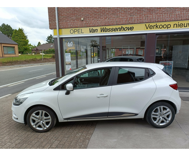 Renault Clio 0.9 TCe GPS, park sensoren, airco **OVERNAME** Garage Van Wassenhove