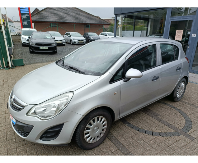 Opel Corsa 1.2i Essentia Garage Van Wassenhove