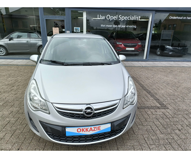 Opel Corsa 1.2i Essentia Garage Van Wassenhove