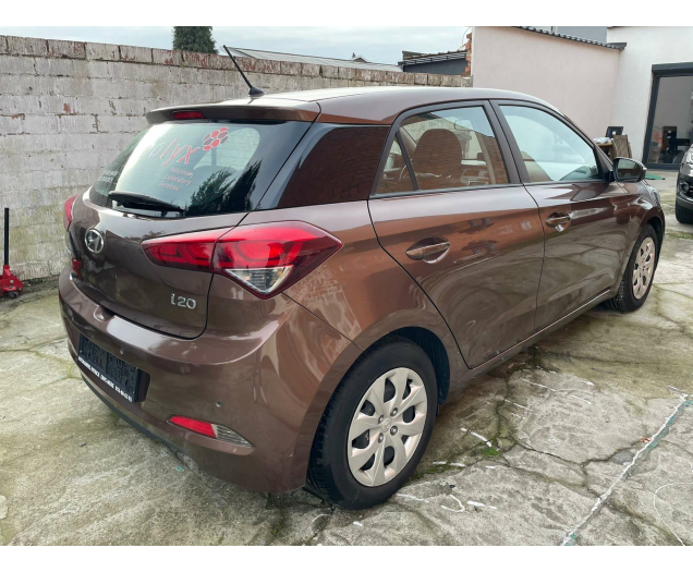 Hyundai i20 1.1 CRDi Raf Cars