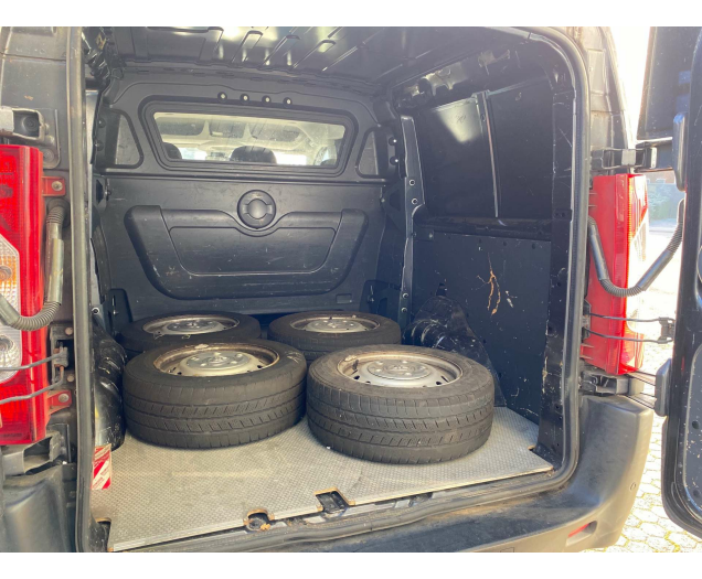 Toyota Proace  Raf Cars