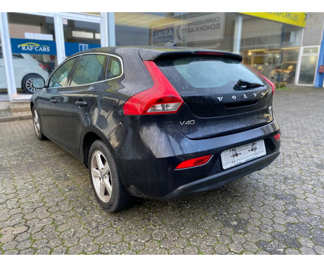 Volvo V40 D2 Kinetic Raf Cars