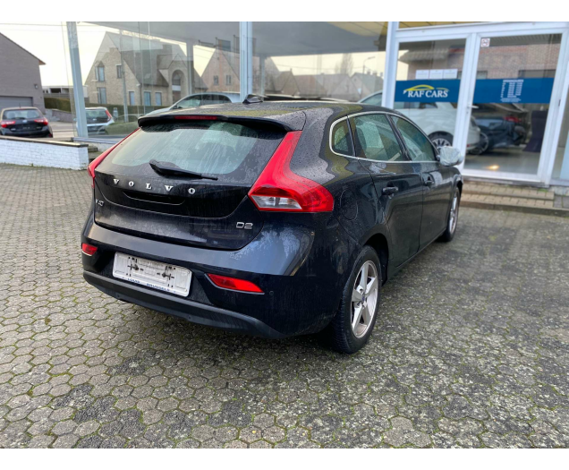 Volvo V40 D2 Kinetic Raf Cars