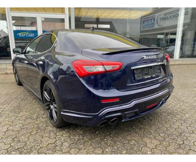 Maserati Ghibli 3.0 D Raf Cars