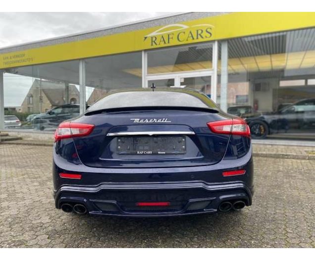 Maserati Ghibli 3.0 D Raf Cars