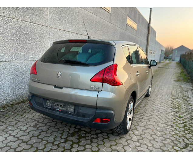 Peugeot 3008 VTi Raf Cars