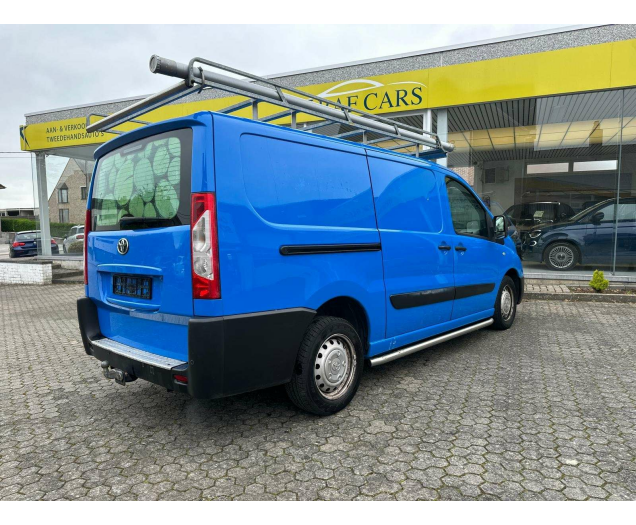 Toyota Proace  Raf Cars