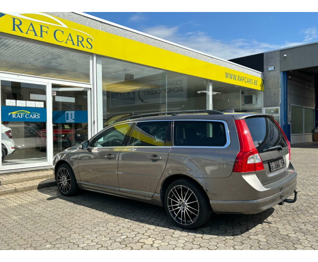 Volvo V70 2.0D Raf Cars
