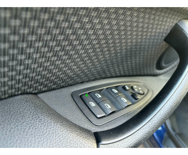 BMW X1 sDrive16d // Raf Cars