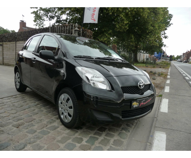 Toyota Yaris 1.33i VVT-i Luna !!!! 55.000 km !!!!!! AIRCO !! Autohandel Eddy Vanderhaeghen